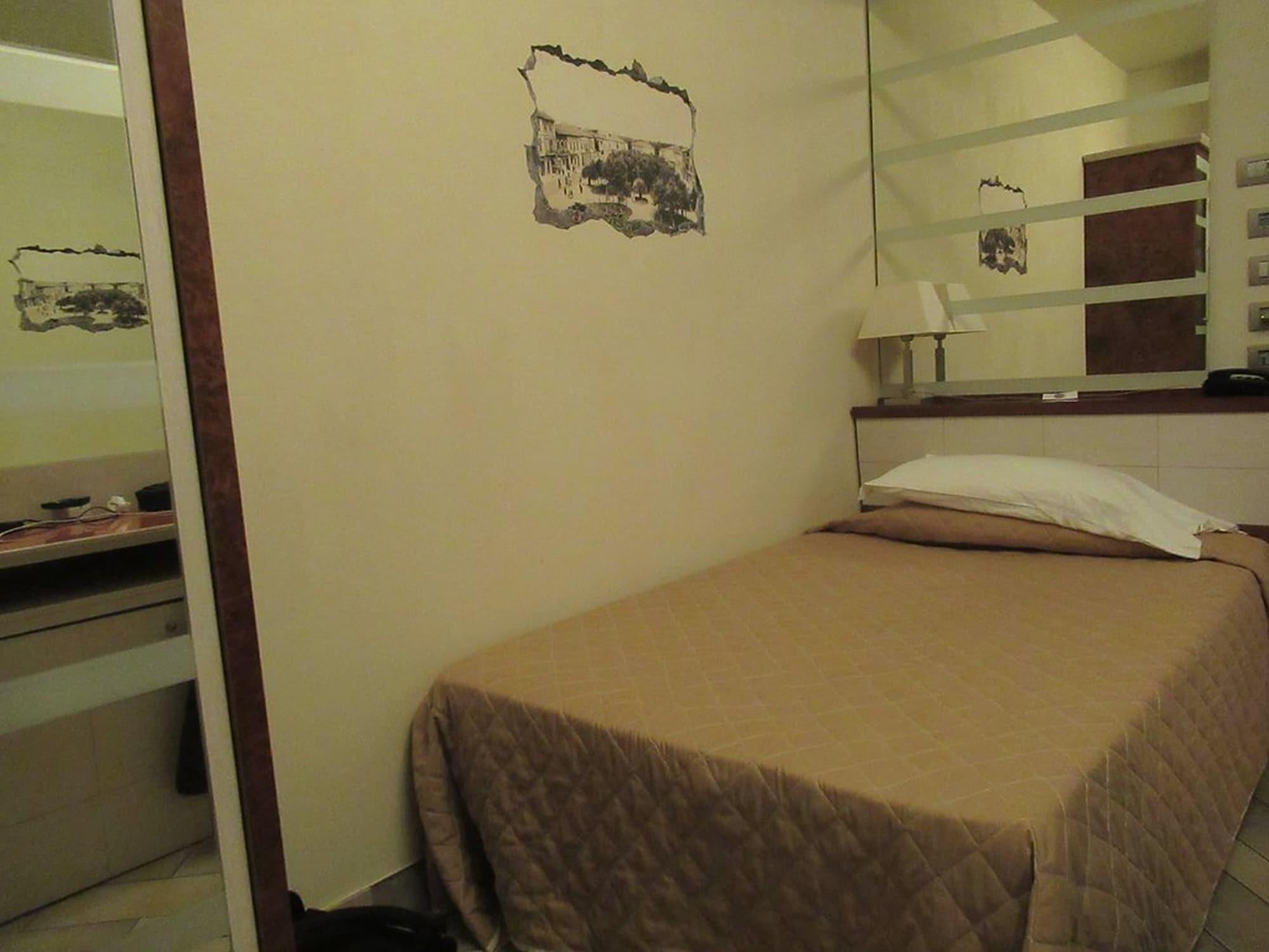 Hotel Eden Viareggio Kültér fotó