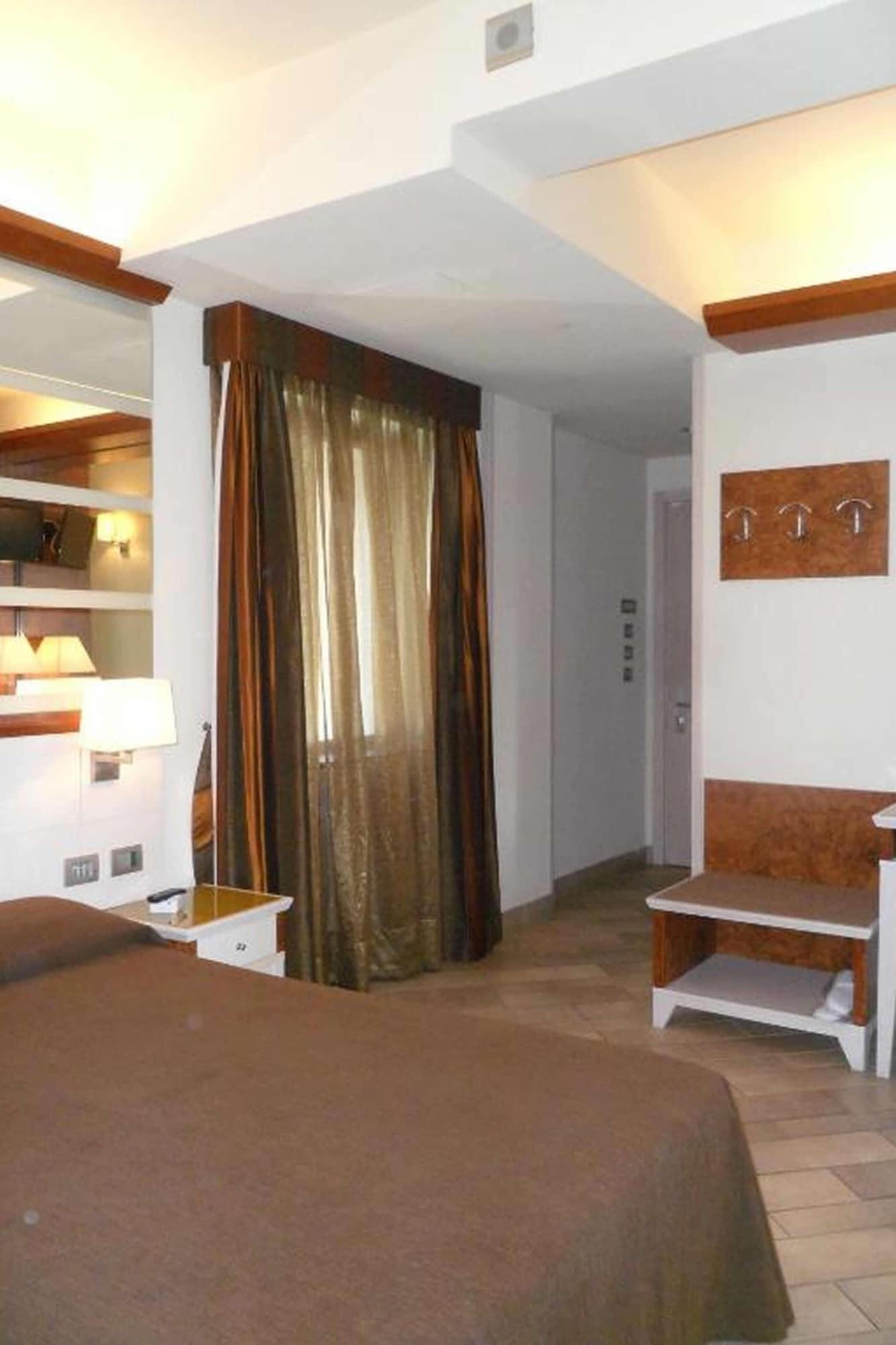 Hotel Eden Viareggio Kültér fotó