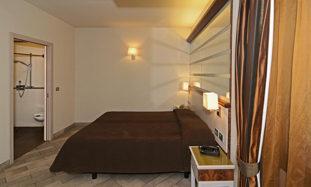Hotel Eden Viareggio Kültér fotó