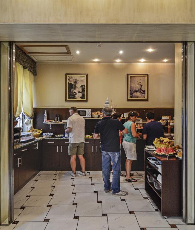 Hotel Eden Viareggio Kültér fotó