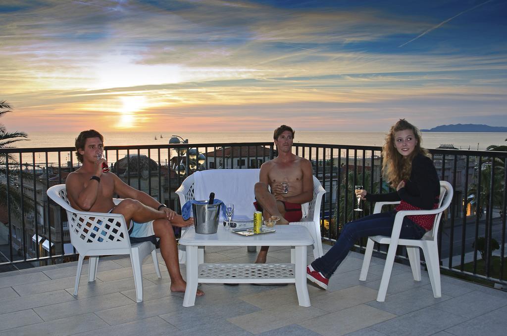 Hotel Eden Viareggio Kültér fotó